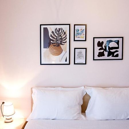 Konstantina & Evgenia Deluxe Apartment Néa Péramos Eksteriør bilde