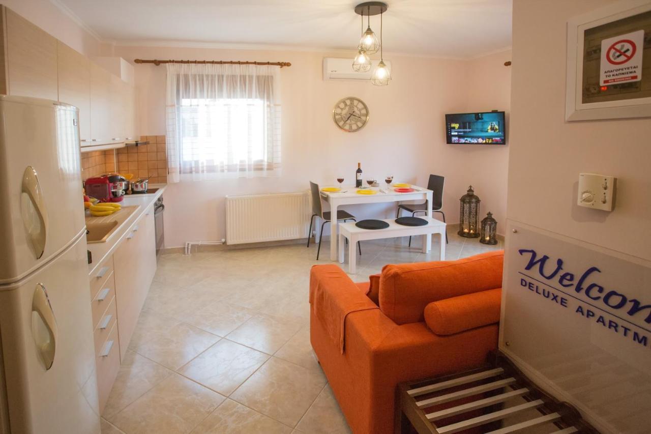 Konstantina & Evgenia Deluxe Apartment Néa Péramos Eksteriør bilde